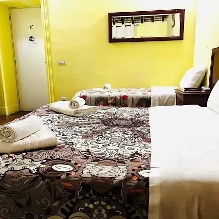 בית הארחה Down-Town Termini Guesthouse *
