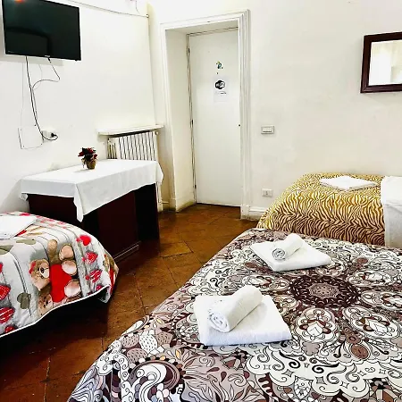 בית הארחה Down-Town Termini Guesthouse *