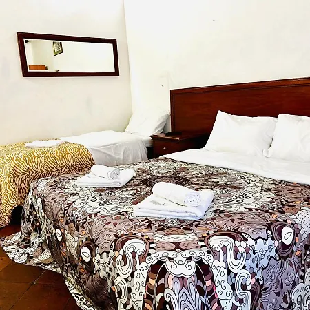 Down-Town Termini Guesthouse בית הארחה