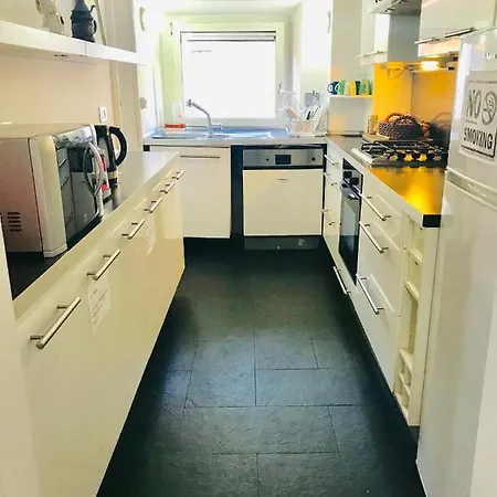 Down-Town Termini Guesthouse בית הארחה