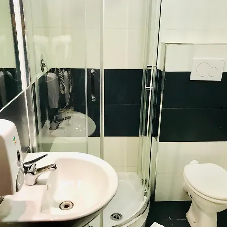 בית הארחה Down-Town Termini Guesthouse רומא