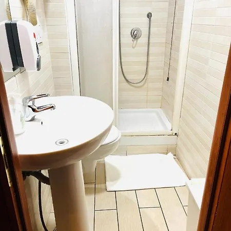 בית הארחה Down-Town Termini Guesthouse
