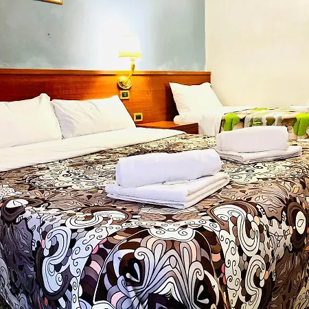 בית הארחה Down-Town Termini Guesthouse רומא